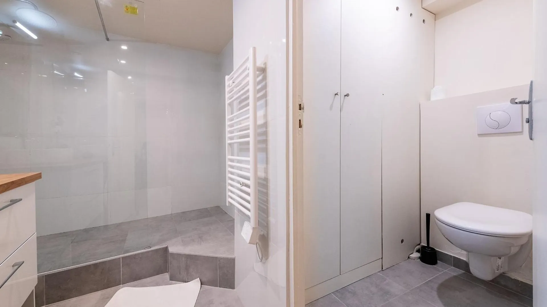 Le Deniro Loft - Tour Eiffel Invalides - 7 Personnes Apartment Paris 0*,  France