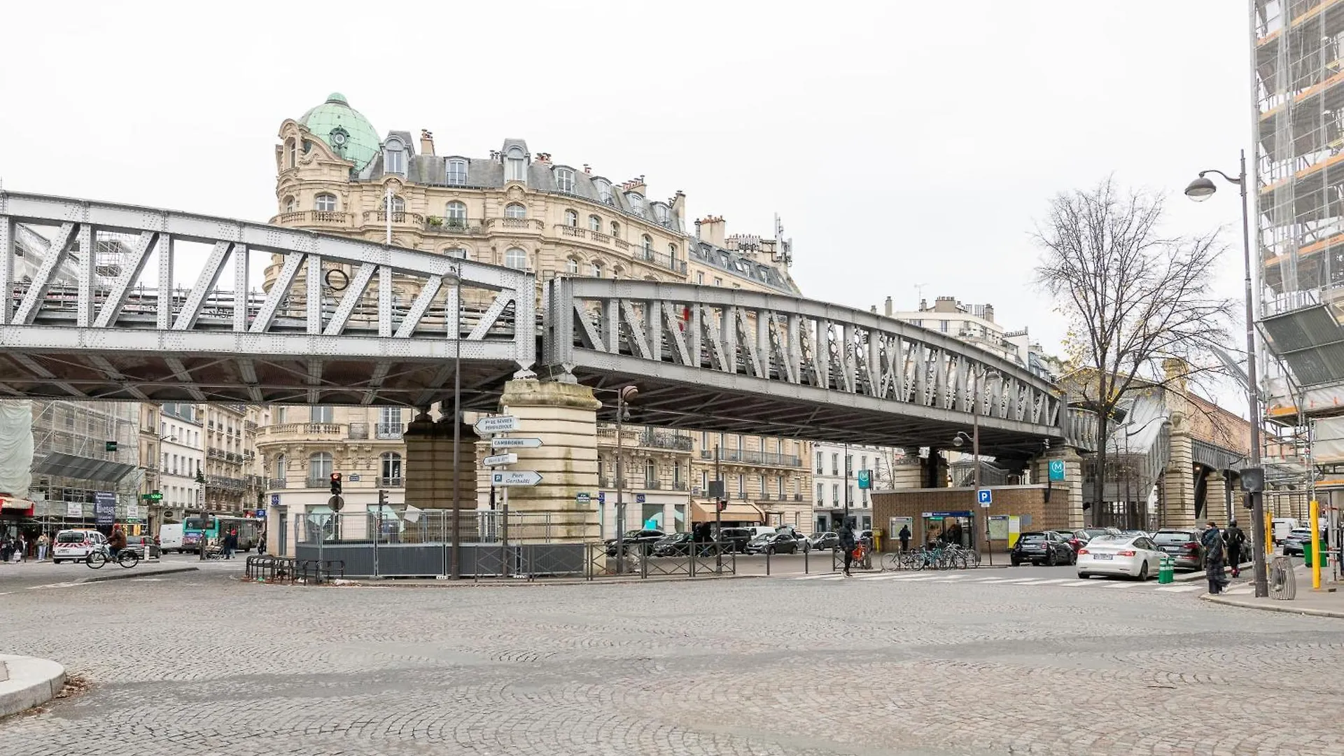 Le Deniro Loft - Tour Eiffel Invalides - 7 Personnes Apartment Paris