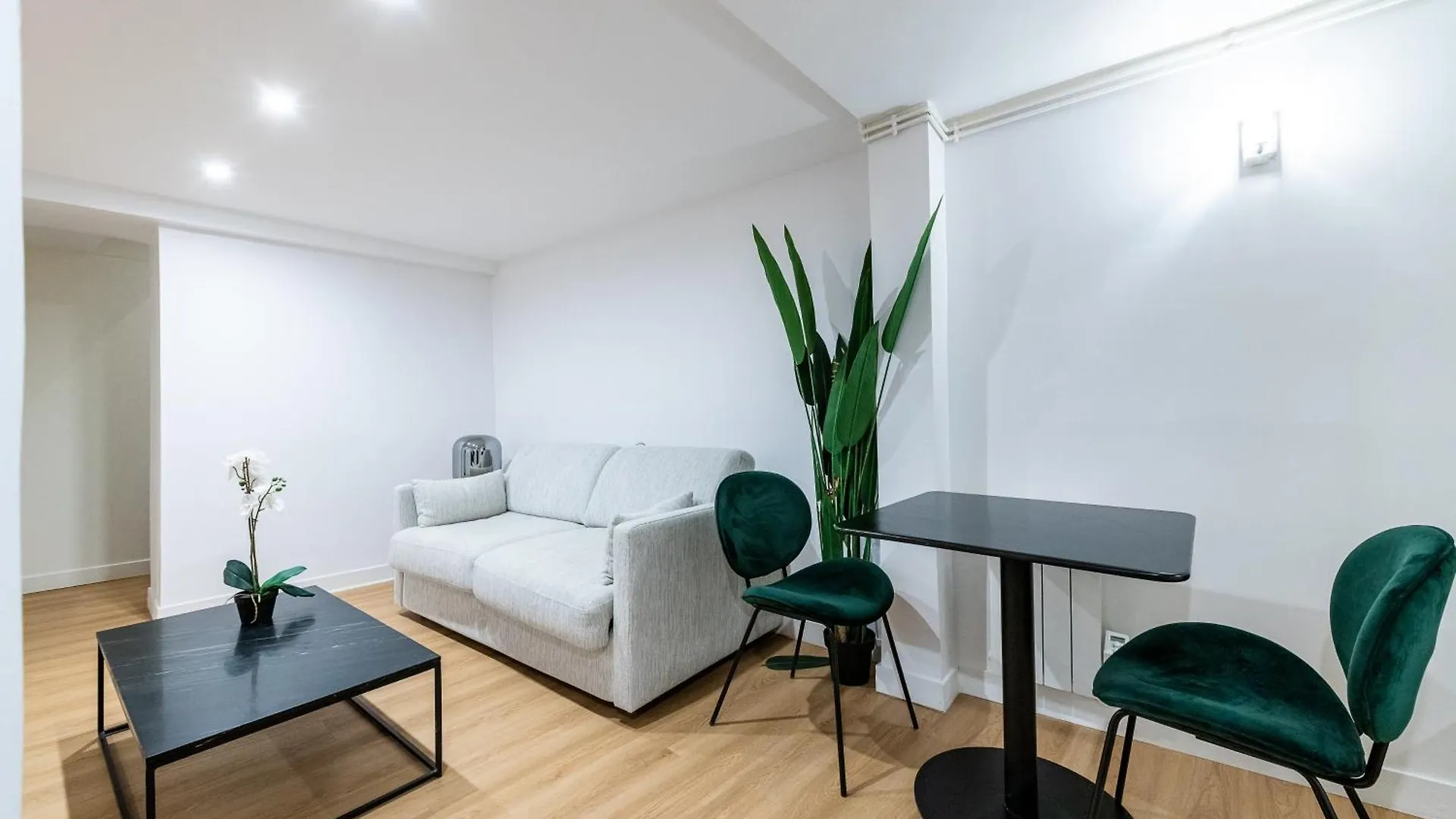 Le Deniro Loft - Tour Eiffel Invalides - 7 Personnes Apartment Paris